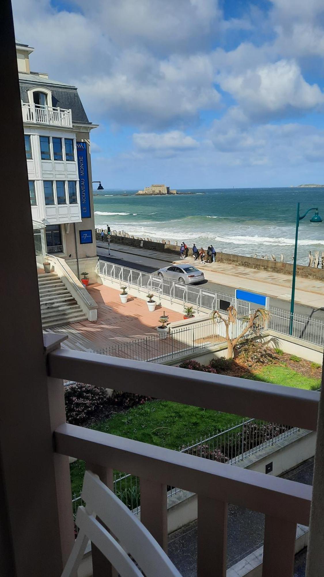 Le Grand Sillon Apartment *